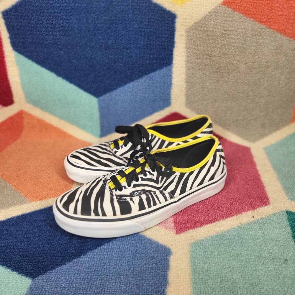 Vans Zebra Animal Print Shoes‎ Women’s [Size 8] Yellow Trim Lace-Up Low Tops